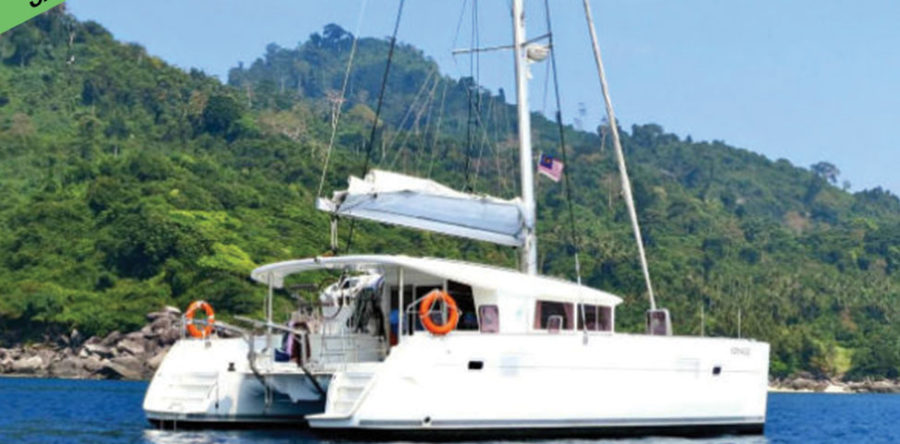 Lagoon 400 sail/power catamaran for SALE!