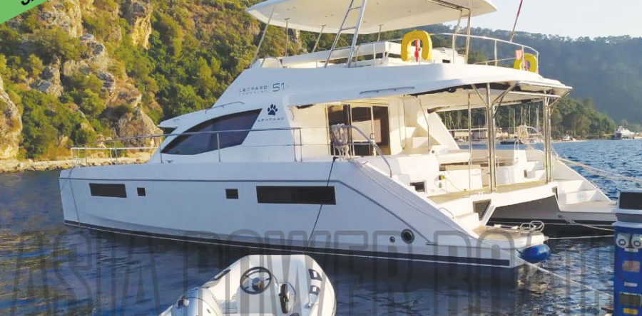Very new 51ft power catamaran SALE!