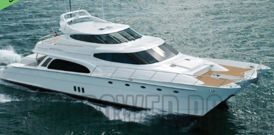 Luxurious 86ft Catamaran. Well-kept yacht at a discount!