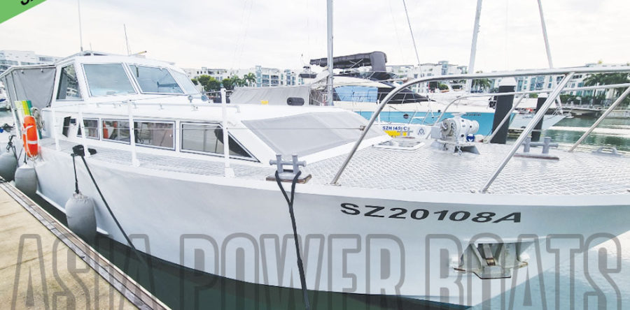 WONDEROUS CLASSIC PILOT HOUSE! SUPERB CONDITION!